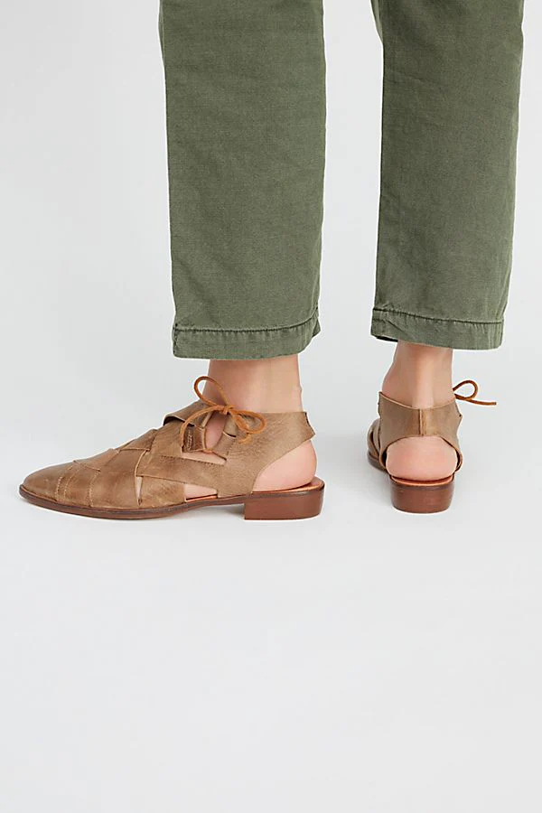 FP Destino Woven Flat-Taupe - Image 3
