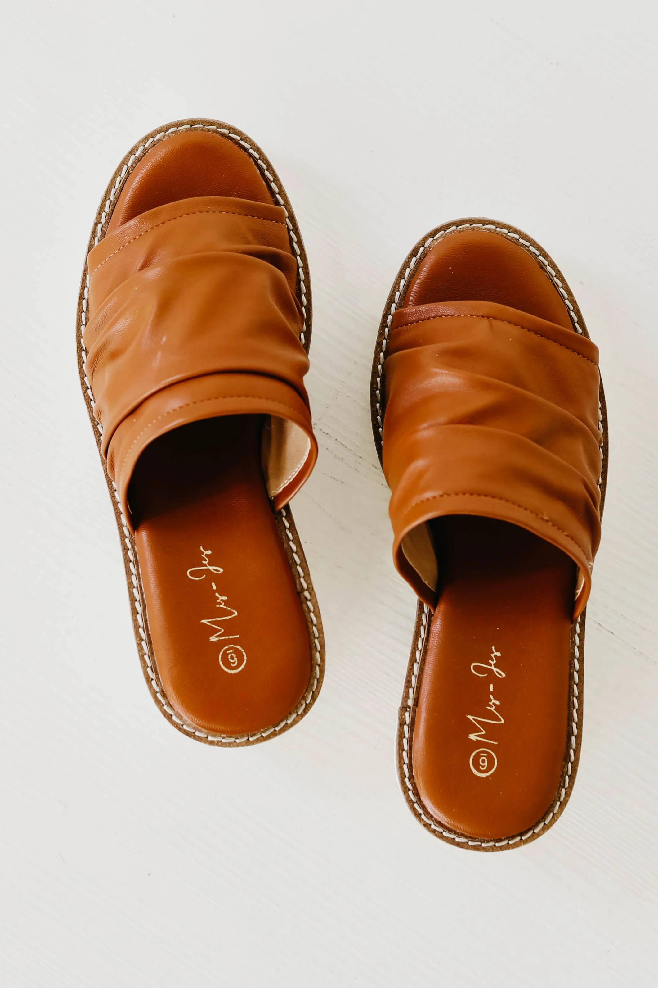 The Aitana Platform Sandal - Image 3