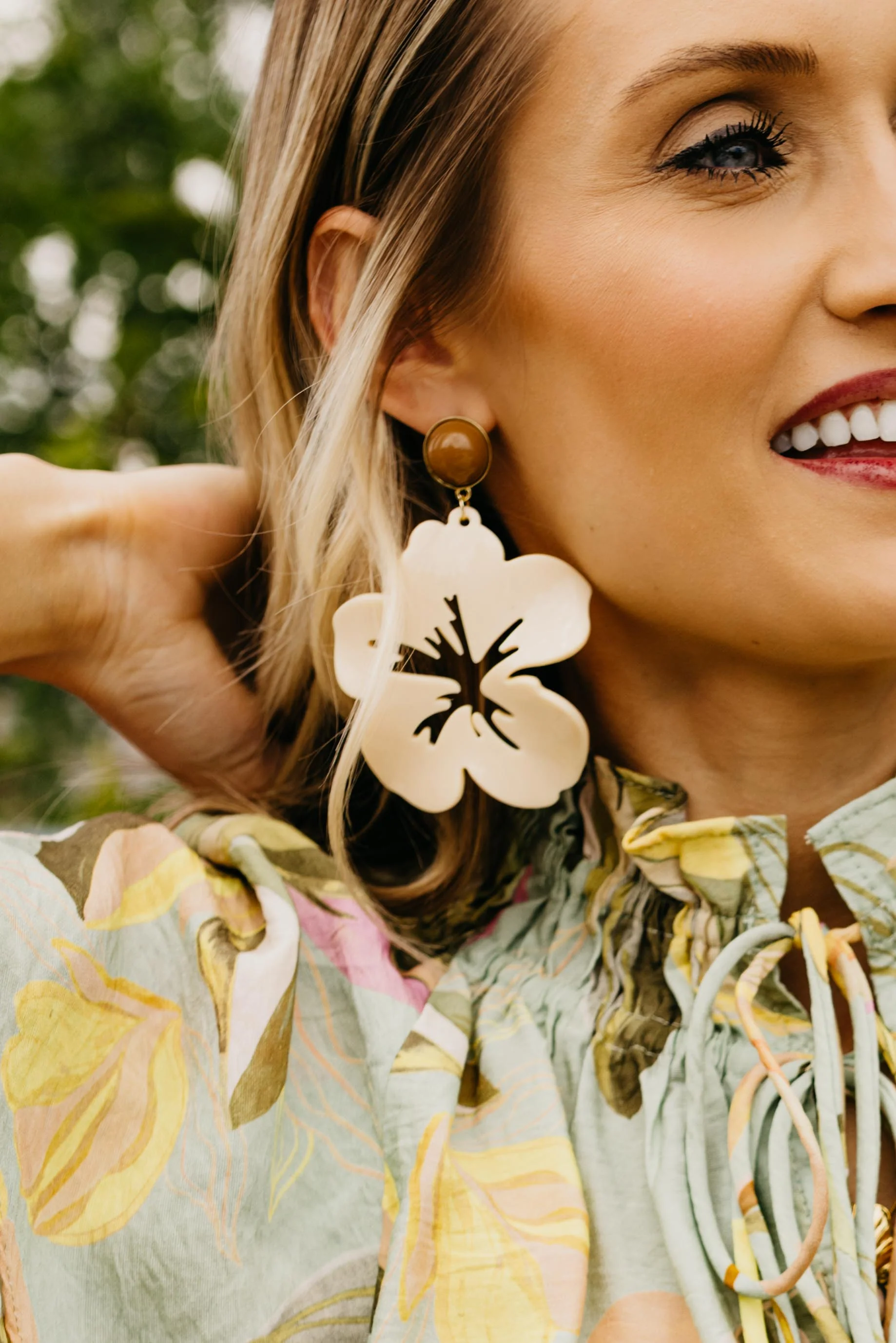 The April Flower Cutout Earring