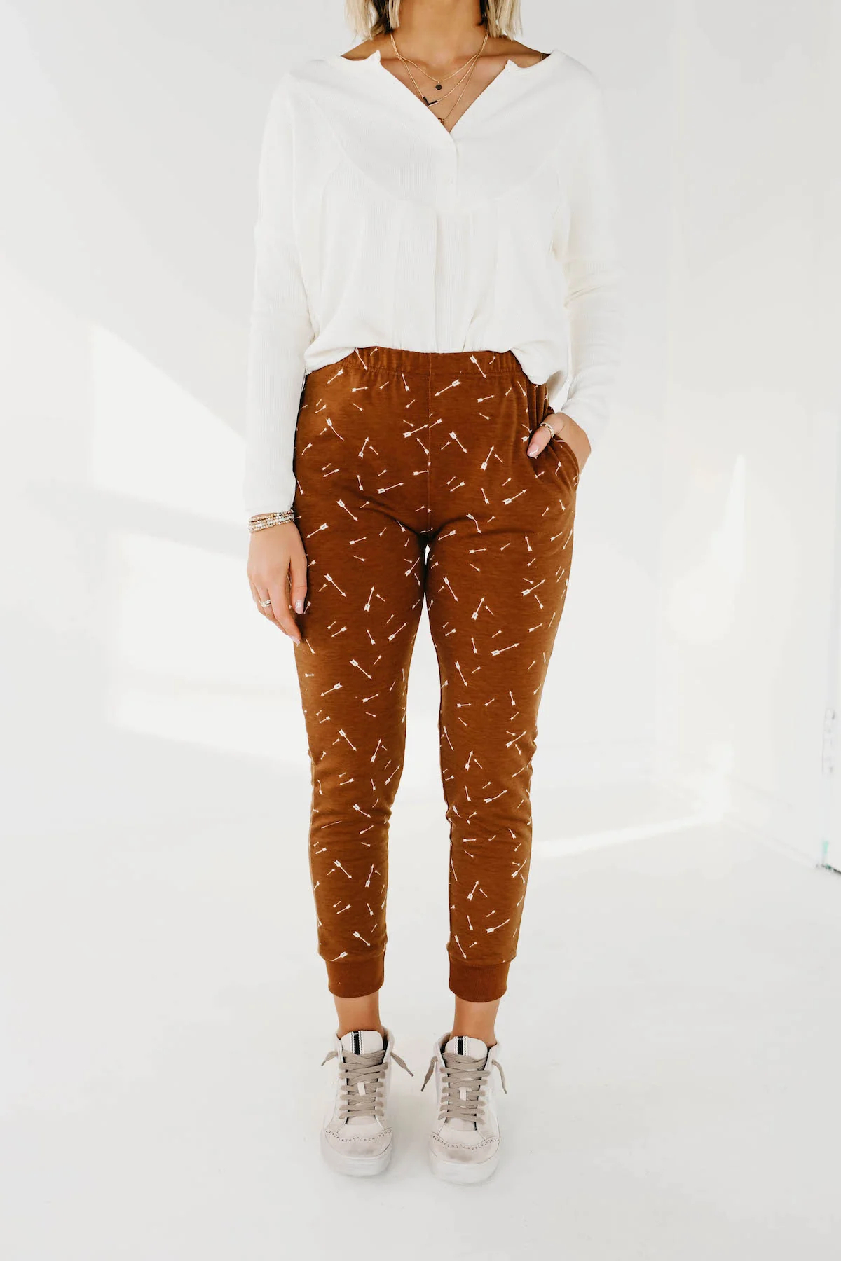 The Archy Arrow Jogger Pants - Image 3