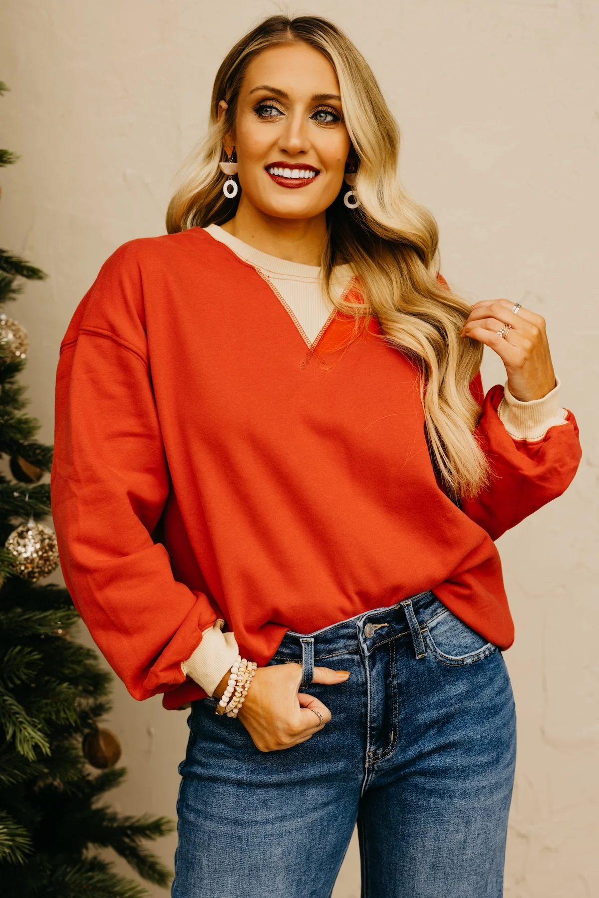 The Bennett Drop Shoulder Raglan Sweatshirt - Image 9