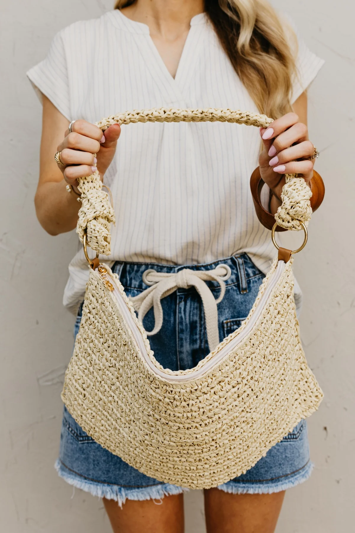 The Brynn Braided Handle Rectangular Straw Hand Bag - Image 2