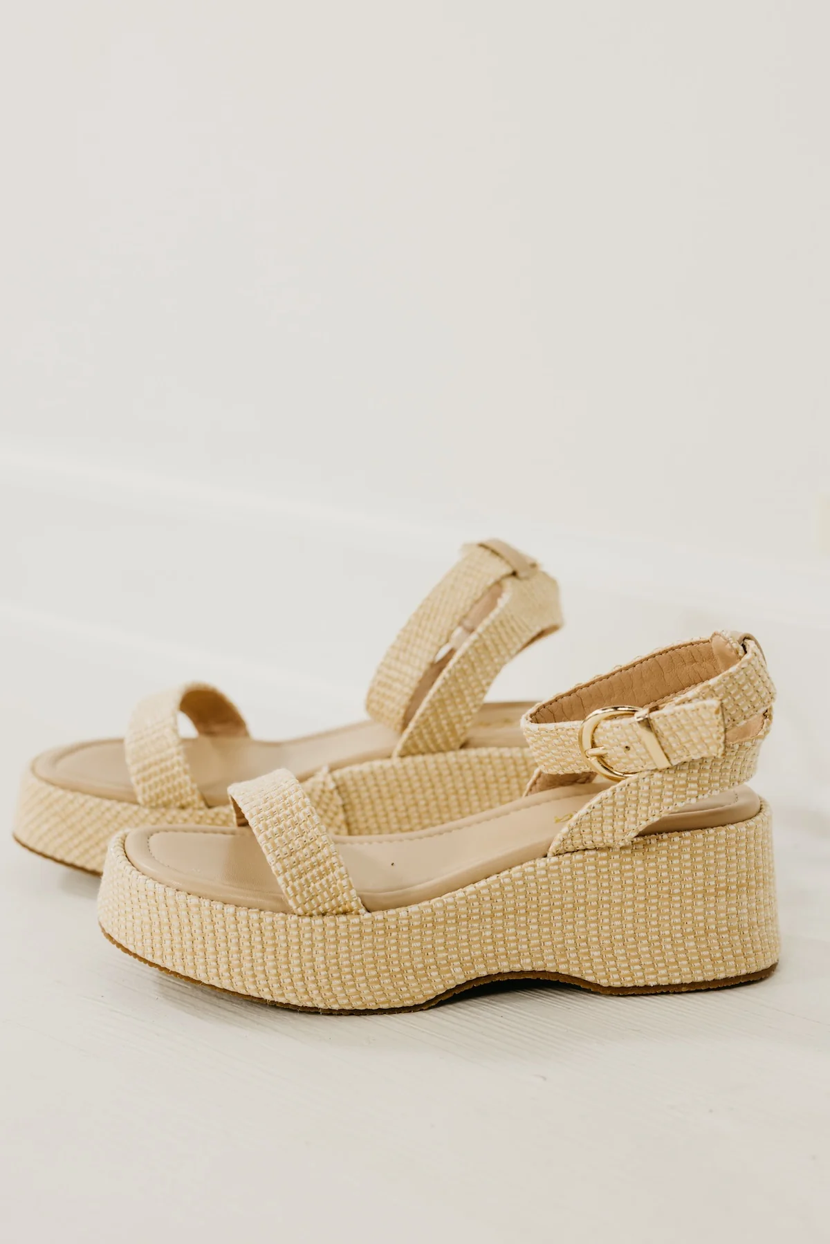 The Eda Raffia Platform Sandal - Image 2