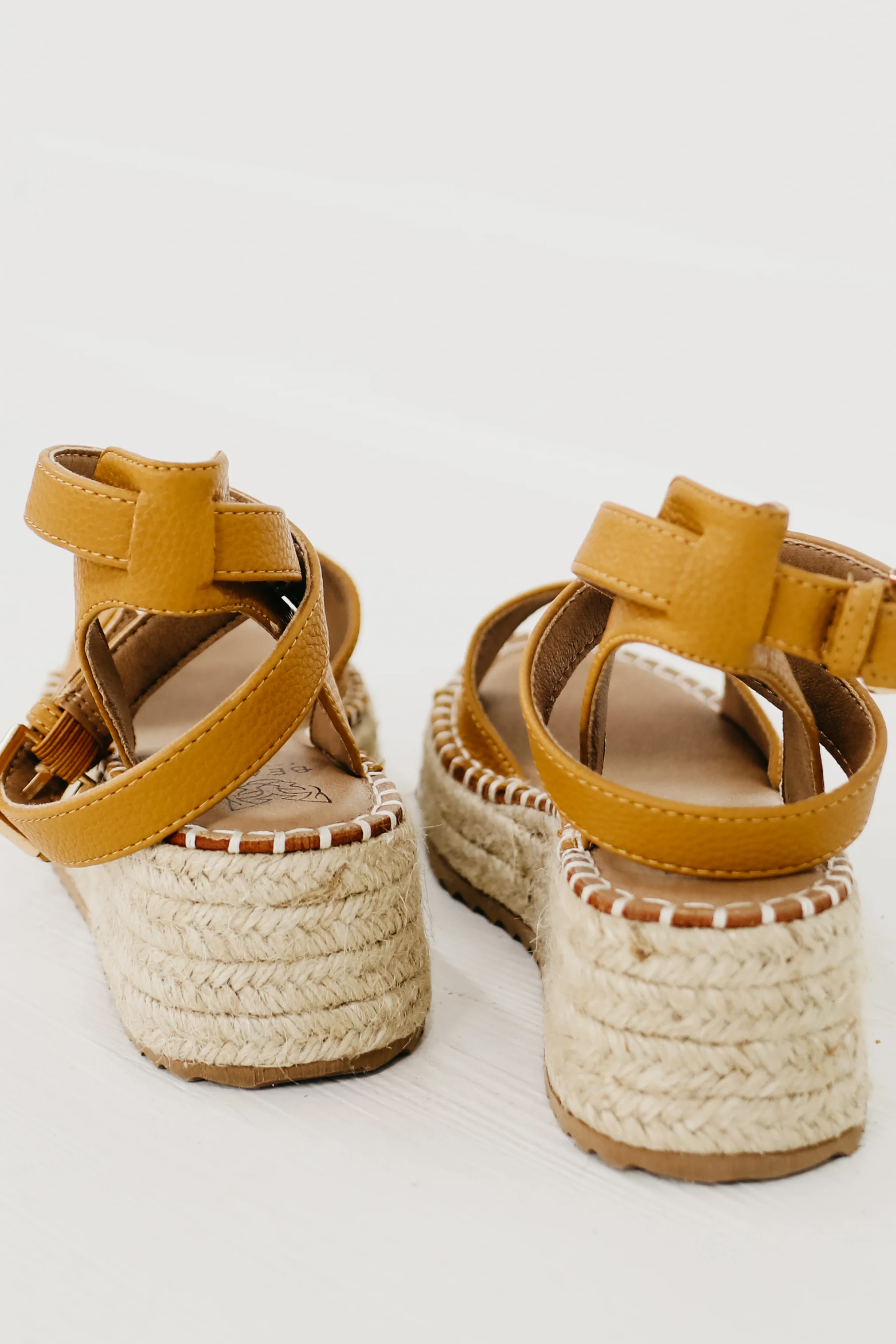 The Everly Platform Sandal - Lt Camel - FINAL SALE - Image 4