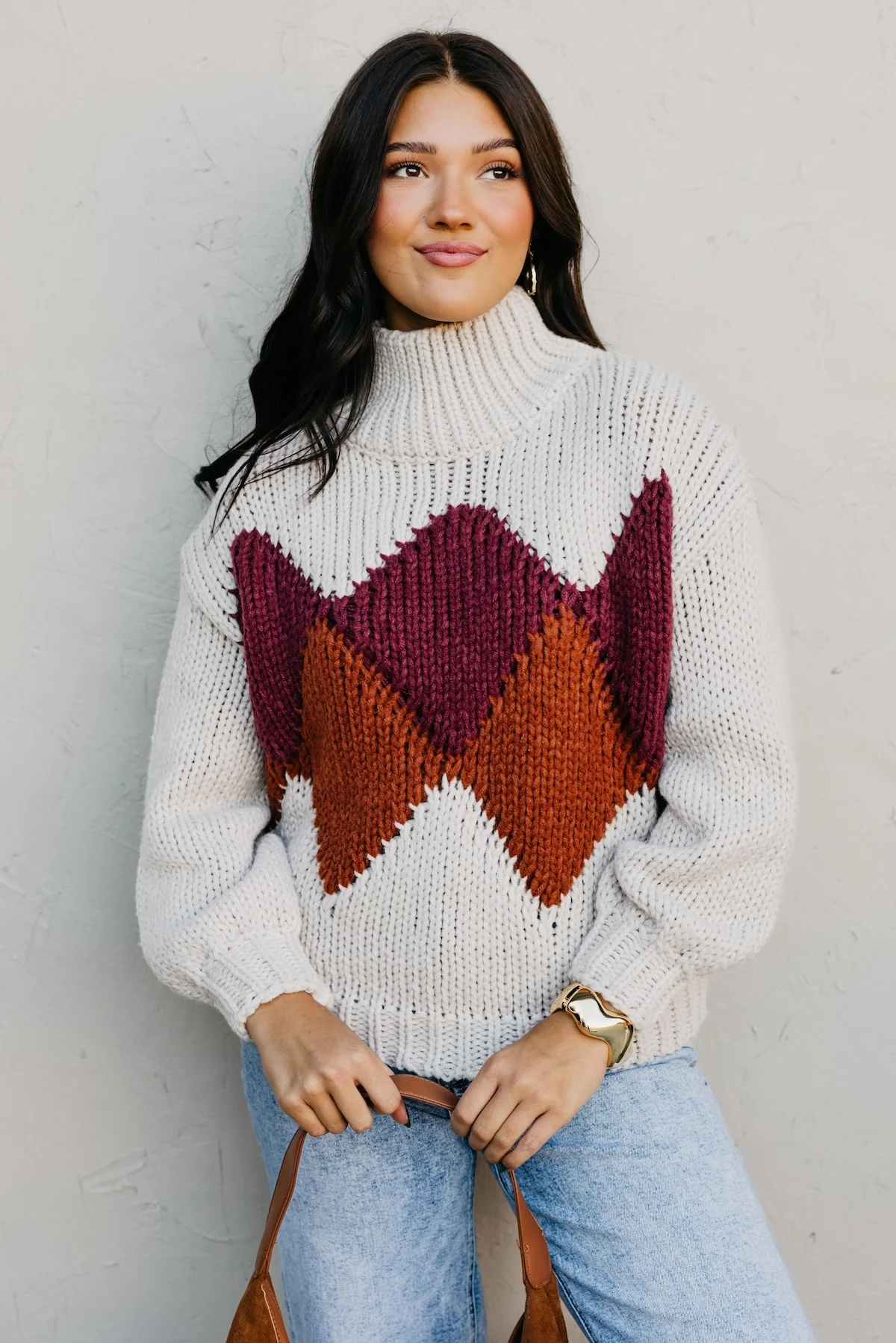 The Faye Argyle Pattern Chunky Sweater - Image 10