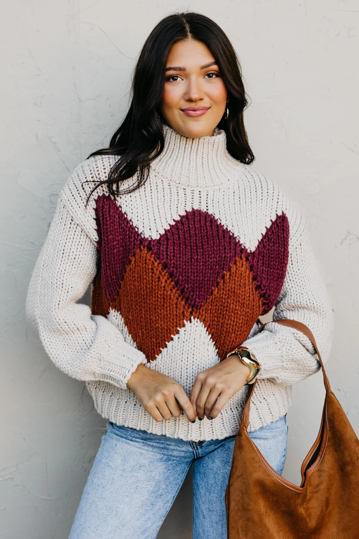 The Faye Argyle Pattern Chunky Sweater - Image 11