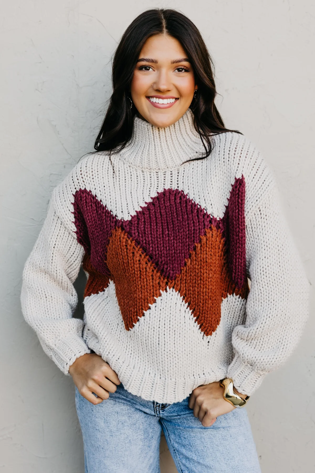 The Faye Argyle Pattern Chunky Sweater - Image 12
