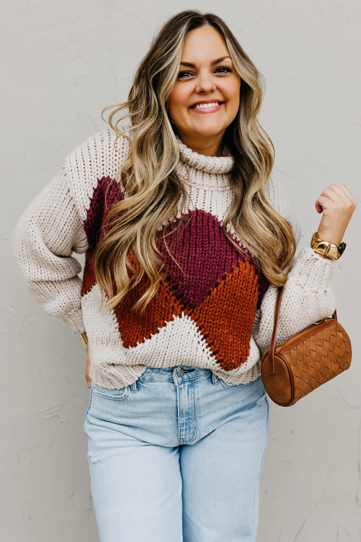 The Faye Argyle Pattern Chunky Sweater - Image 2