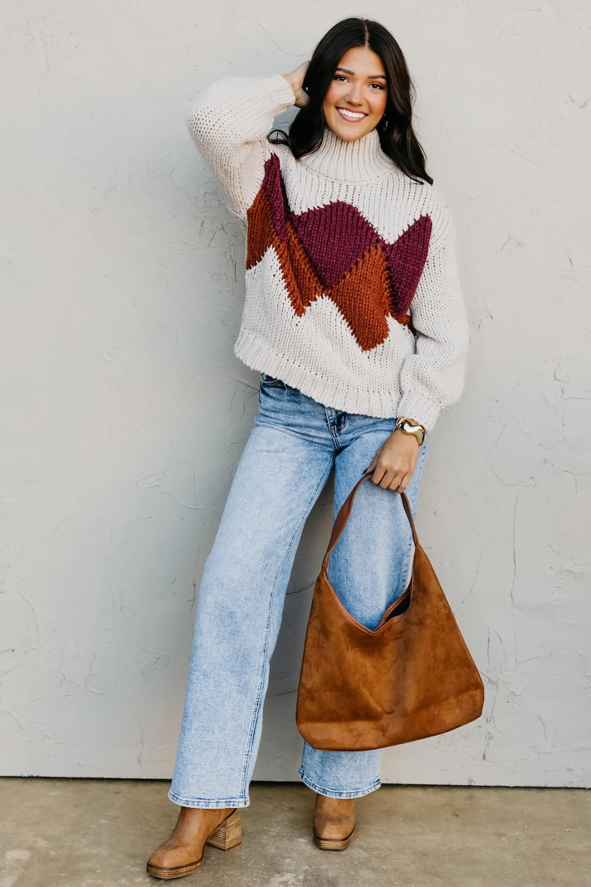 The Faye Argyle Pattern Chunky Sweater - Image 3