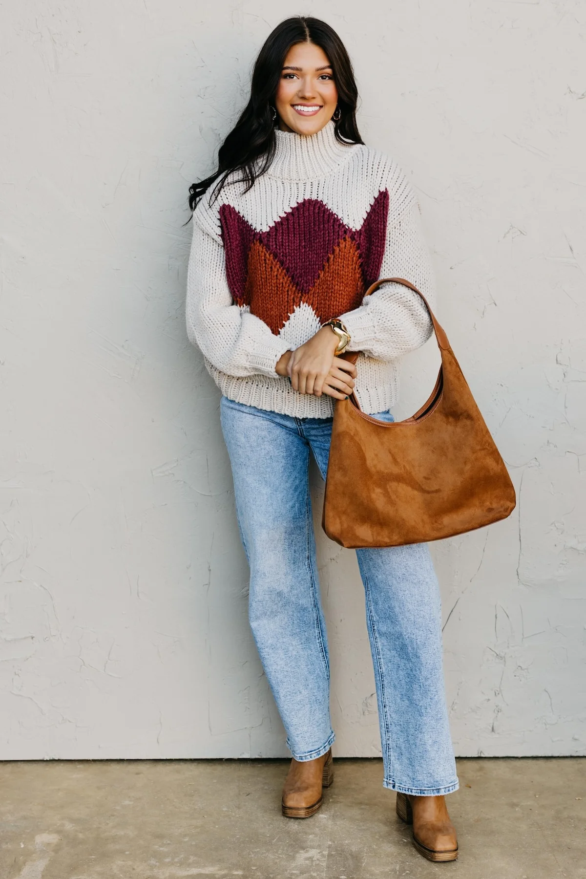 The Faye Argyle Pattern Chunky Sweater - Image 9