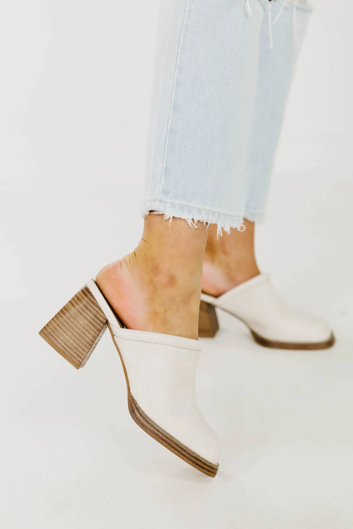 The Francesca Square Toe Mule - Image 3