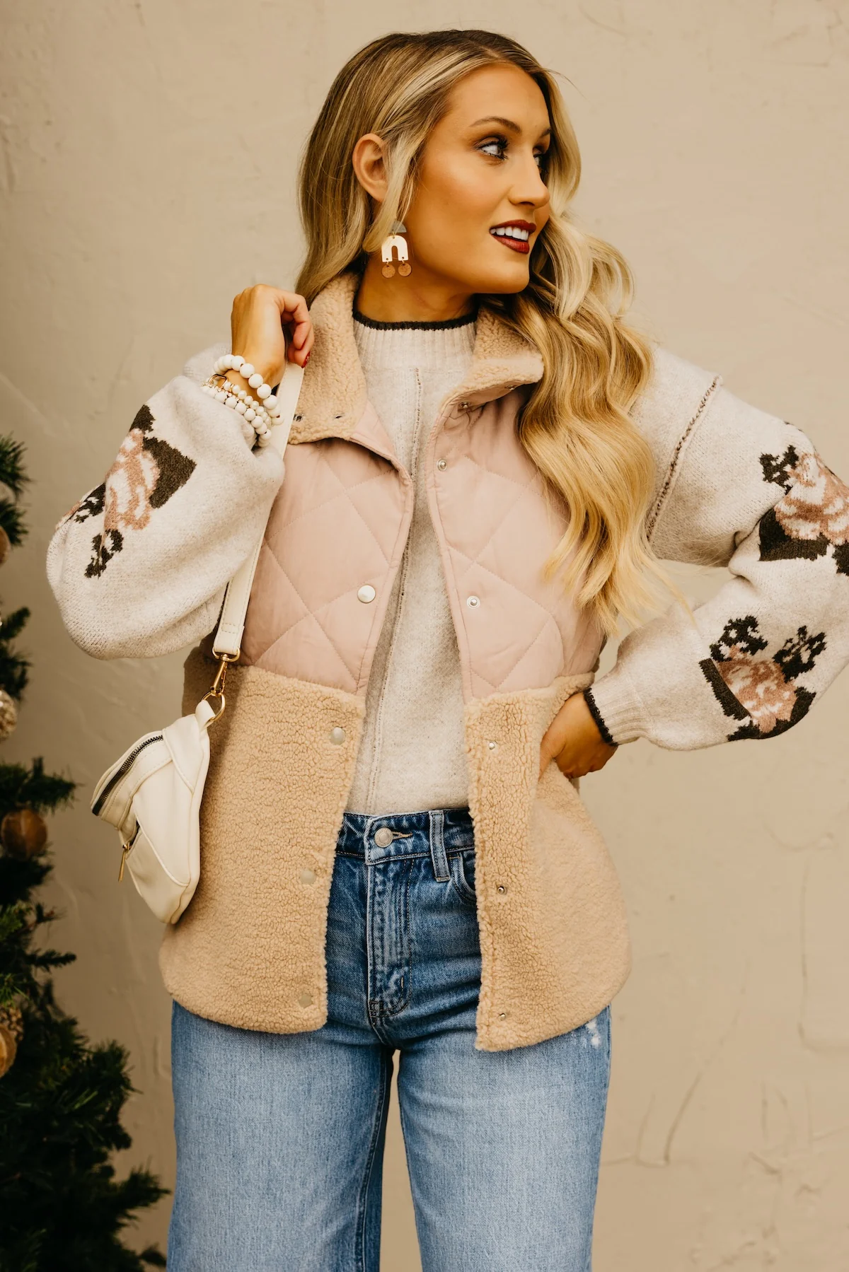 The Harriet Quilted Shearling Vest - Image 7