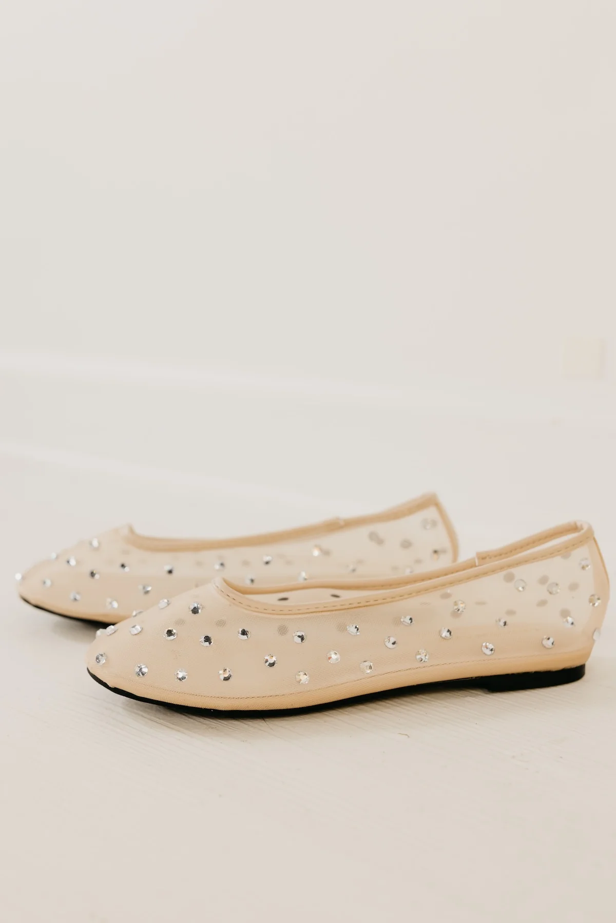 The Heartful Rhinestone Flat - Image 3