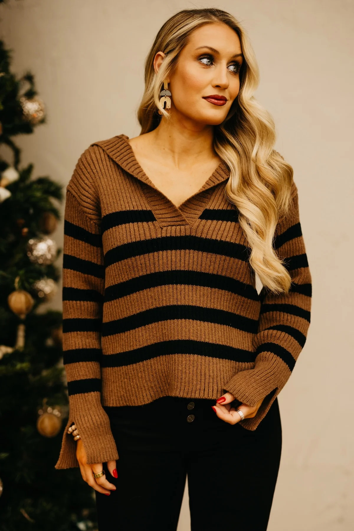 The Isaiah Striped Oversize Collar Sweater - Image 13
