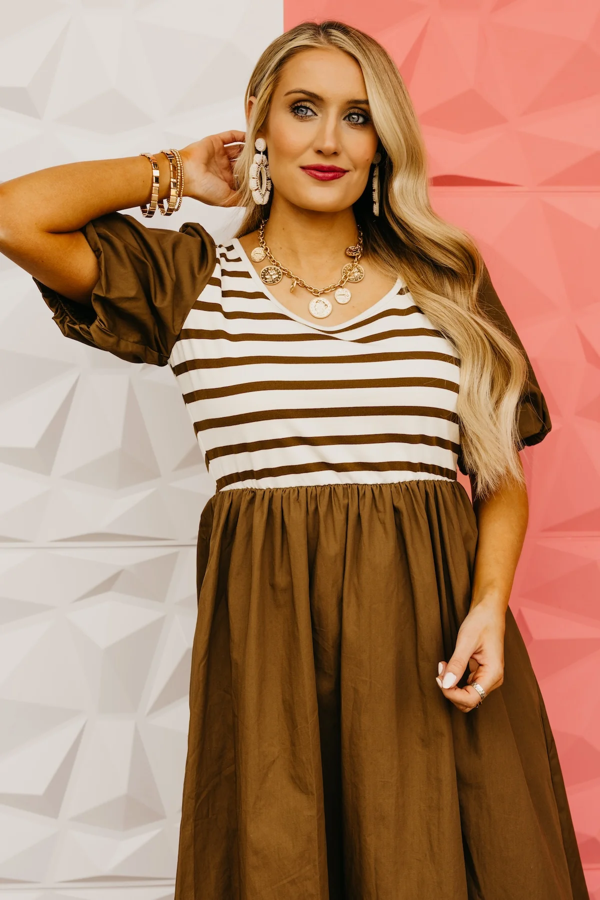 The Jayda Balloon Sleeve Midi Dress - Image 14