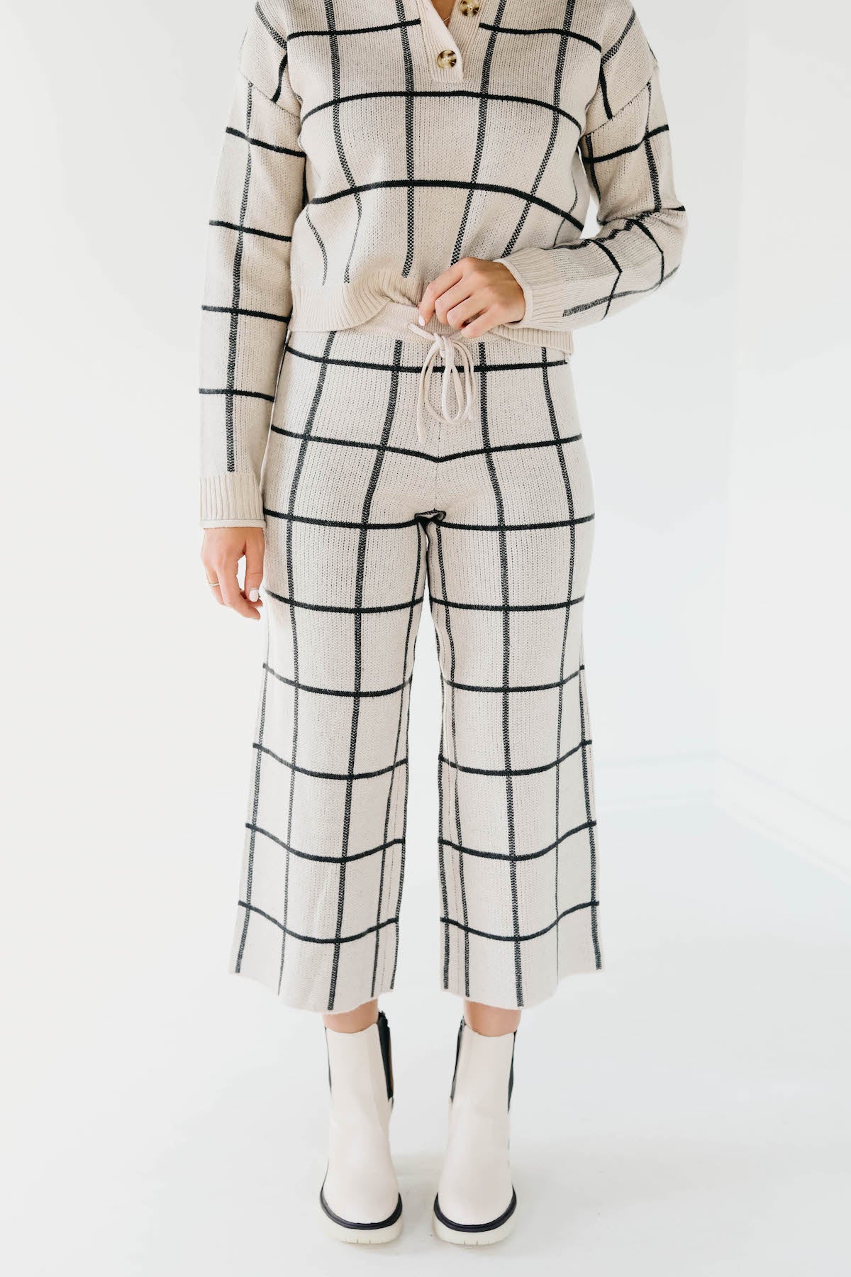The Laila Grid Crop Wide Leg Pants - Image 3