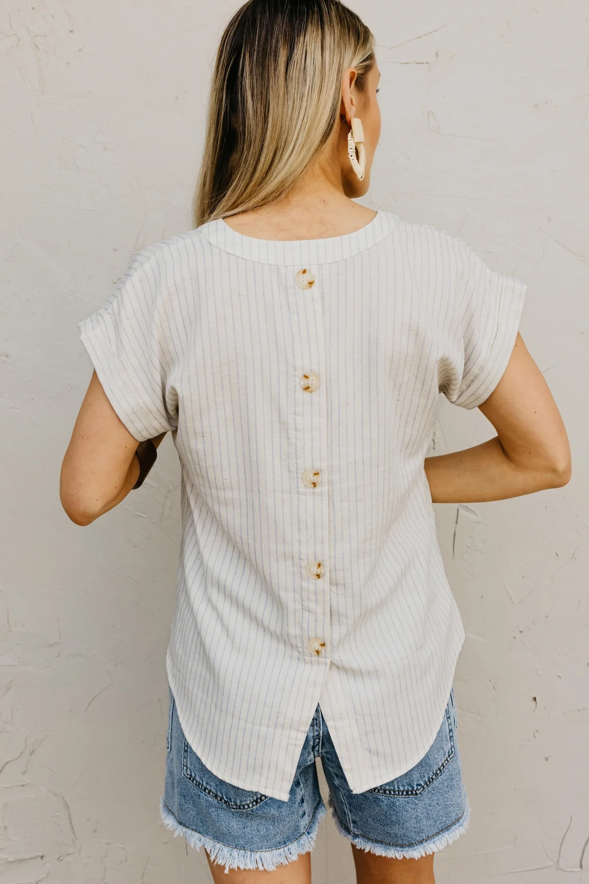 The Leon Button Back Top - Image 9