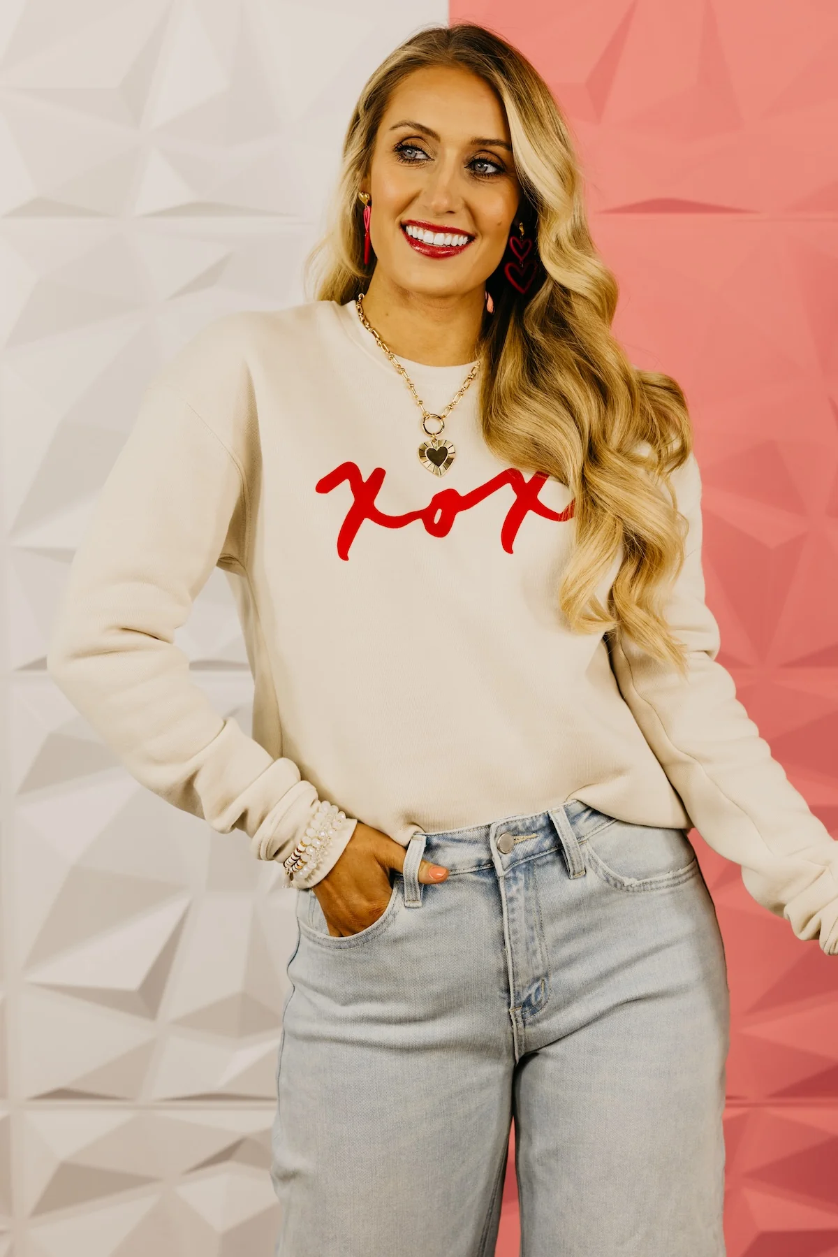 The Love Story Graphic Sweatshirt - Image 3