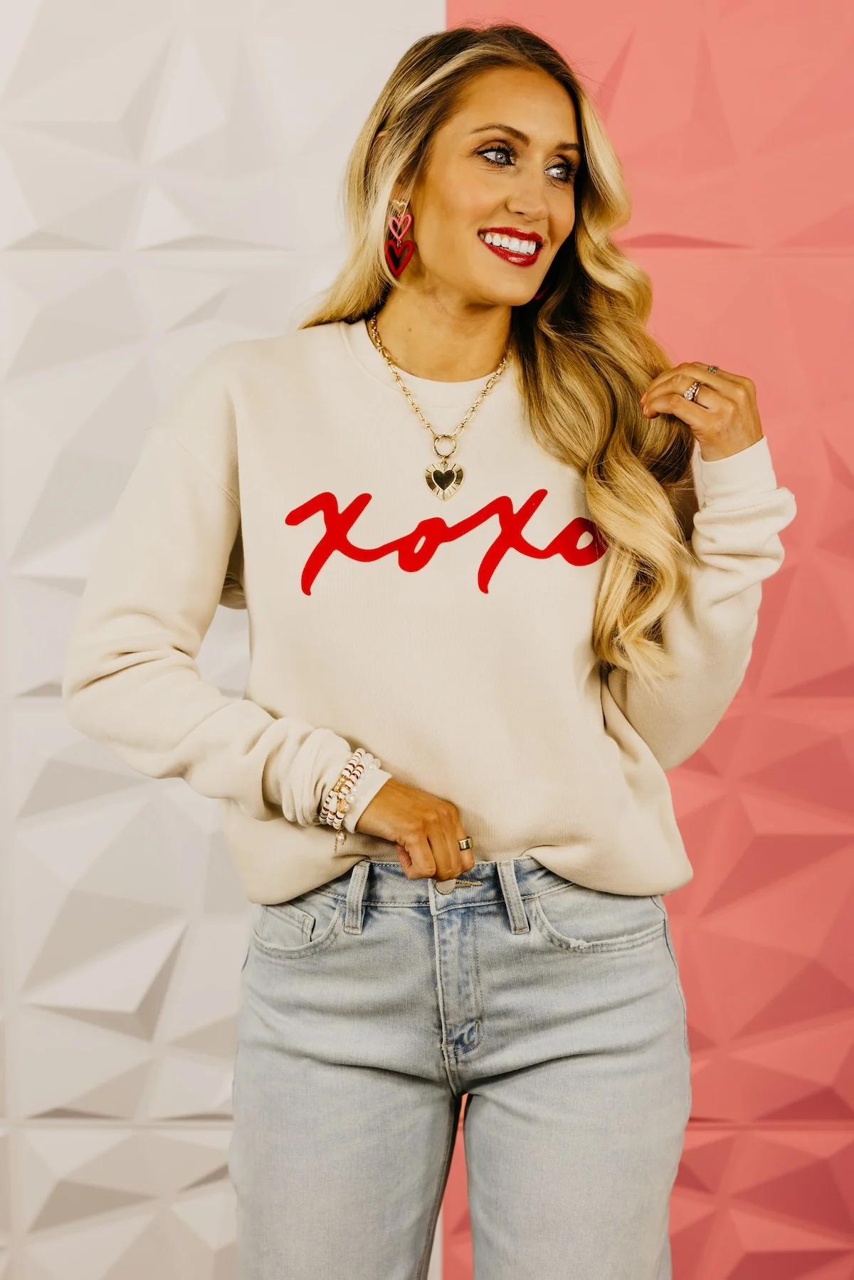 The Love Story Graphic Sweatshirt - Image 4