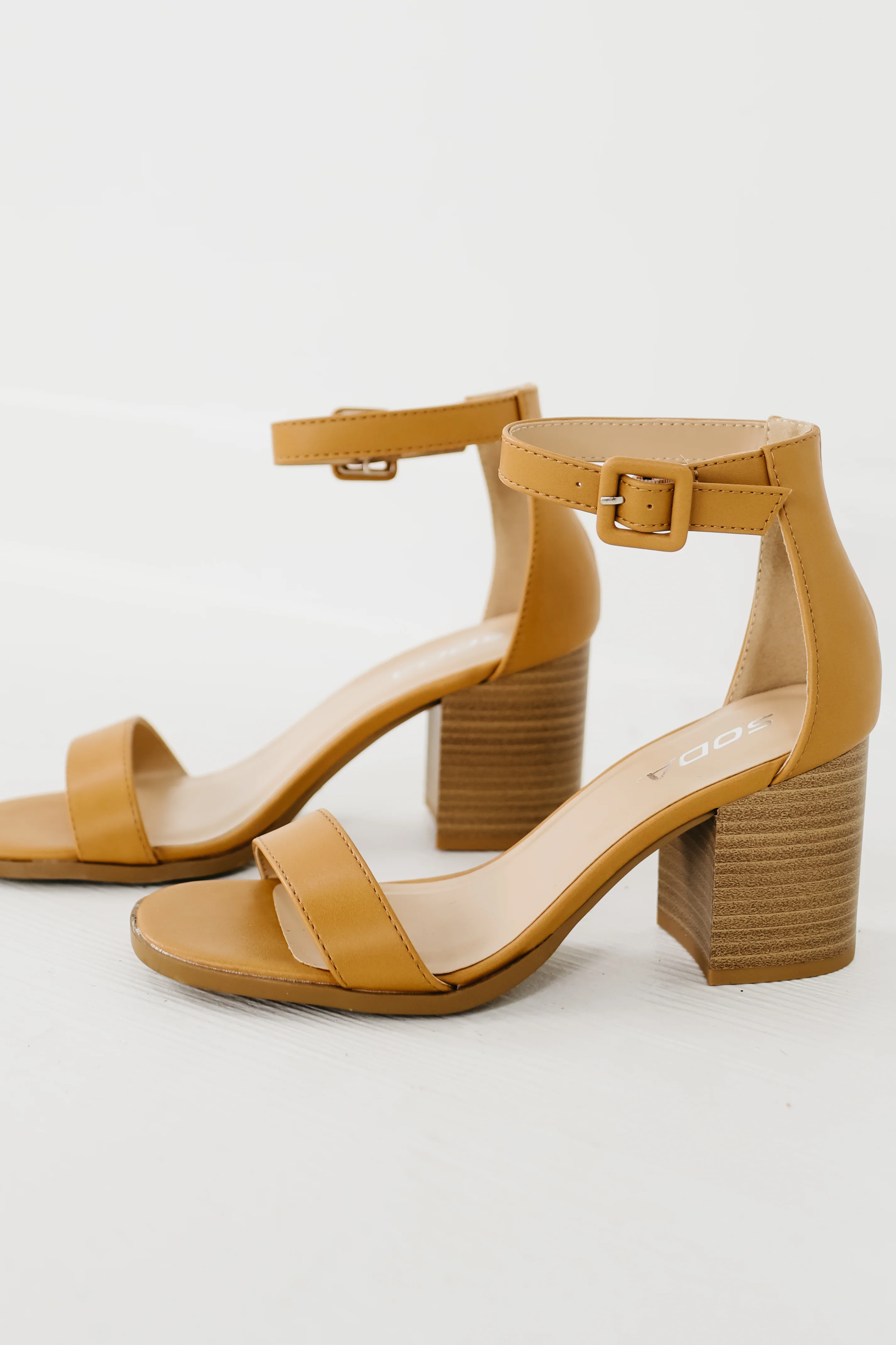 The Magic Block Heel - Caramel - FINAL SALE - Image 2