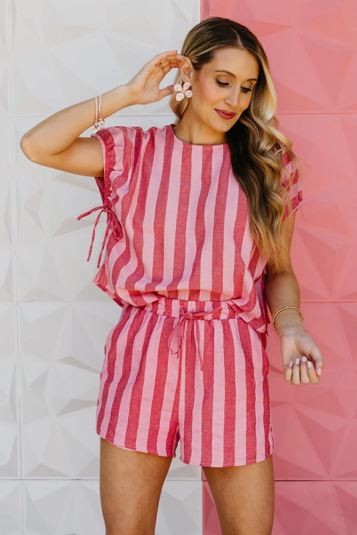 The Melissa Striped Shirred Sleeve Top - Image 4