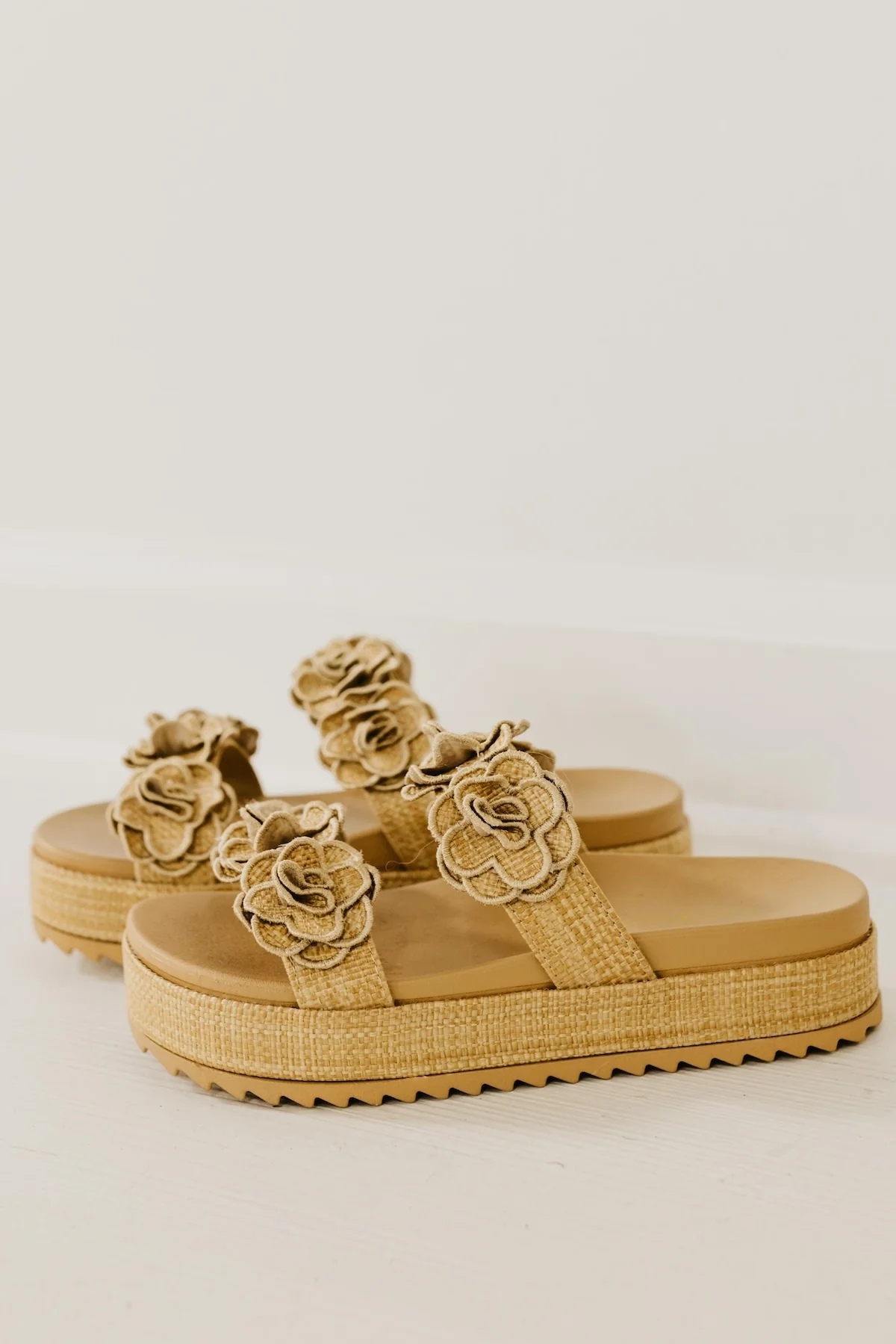 The NewYork Platform Sandal - Image 3