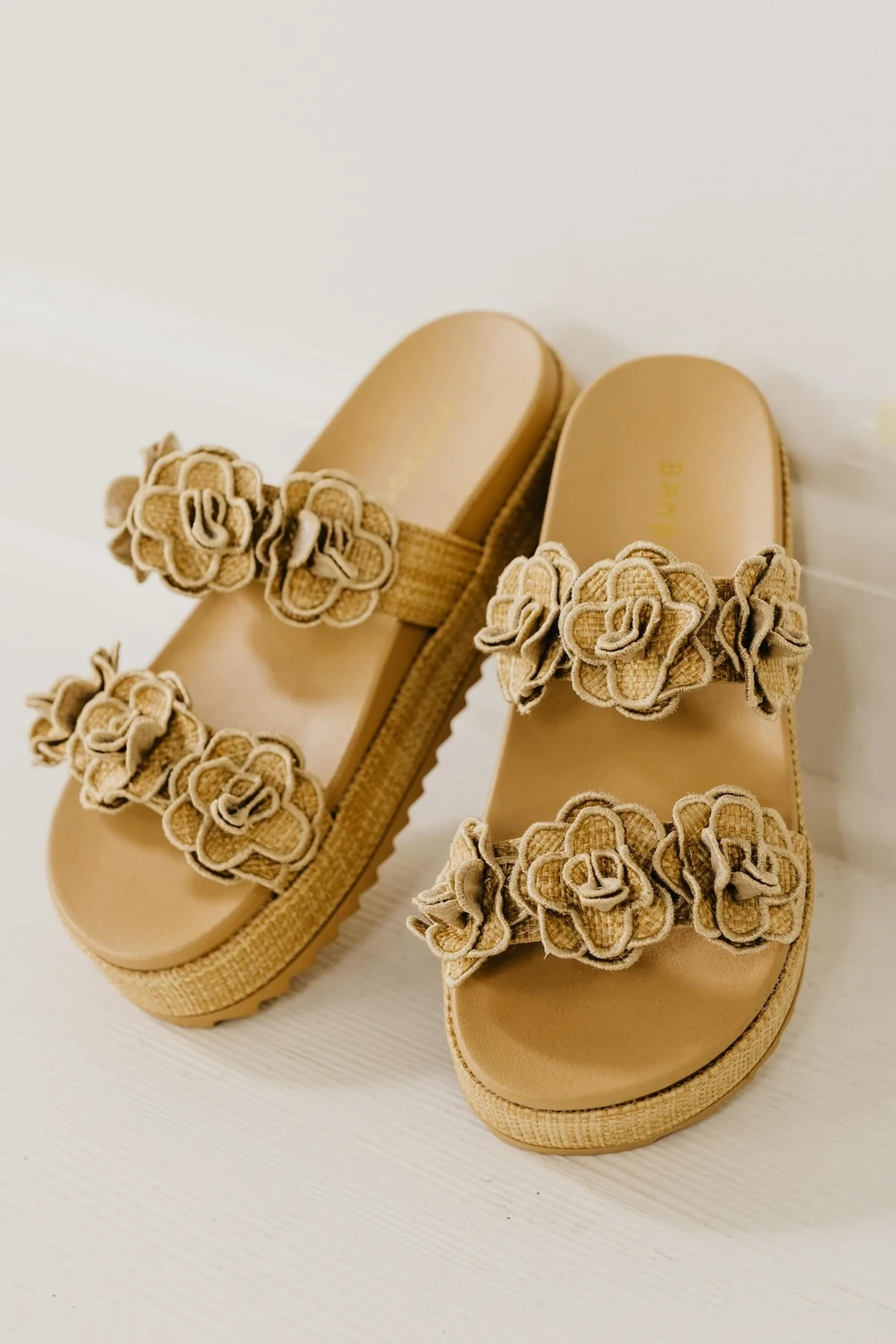 The NewYork Platform Sandal - Image 4