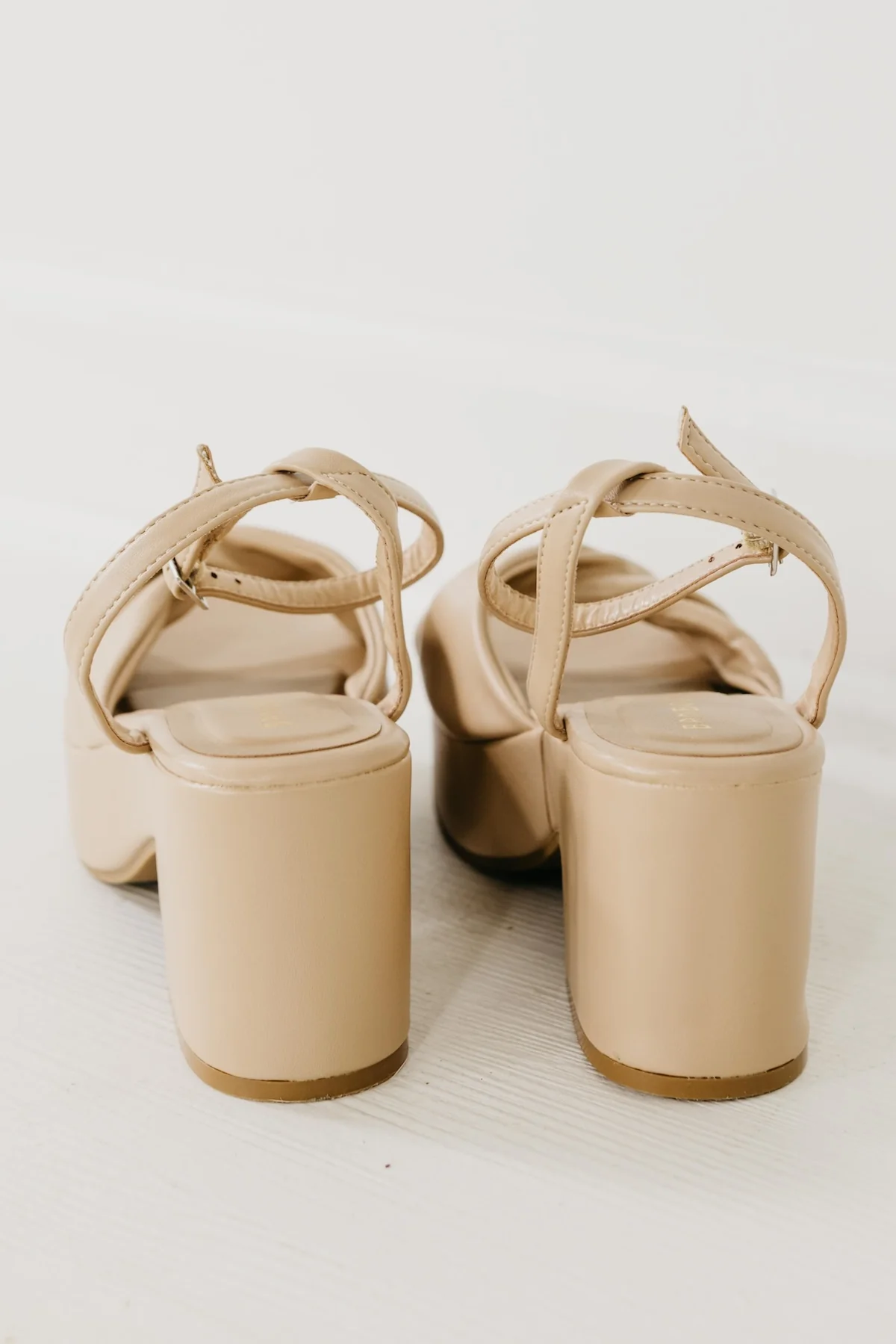 The Niche Platform Heel - Image 4