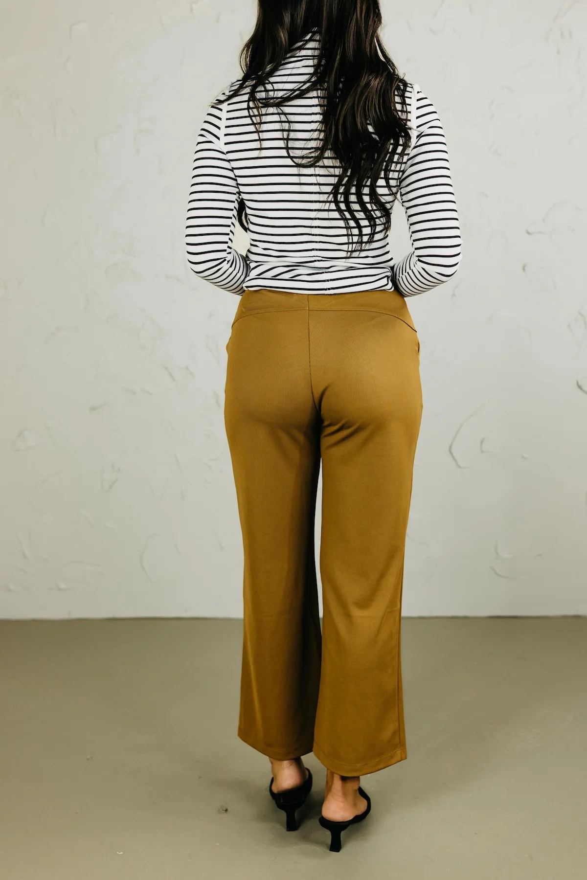 The Oakley Waffle Bootcut Trouser Pants - Image 5