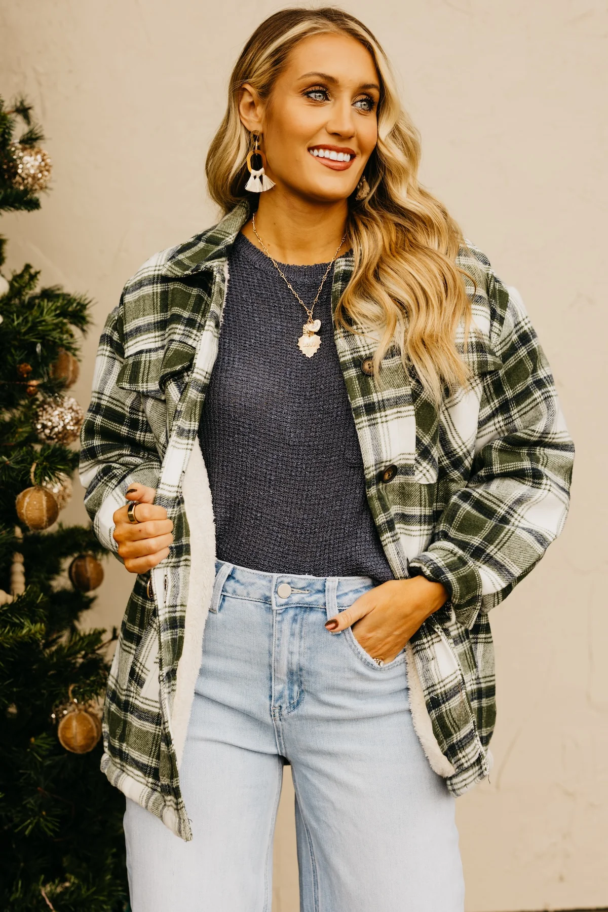 The Perrin Plaid Fleece Lined Shacket - Image 10