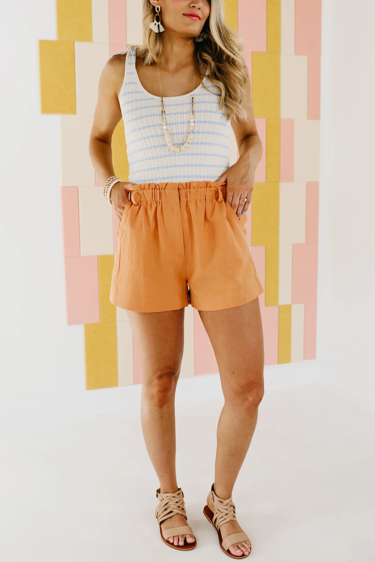 The Rylie Utility Linen Shorts - FINAL SALE - Image 2