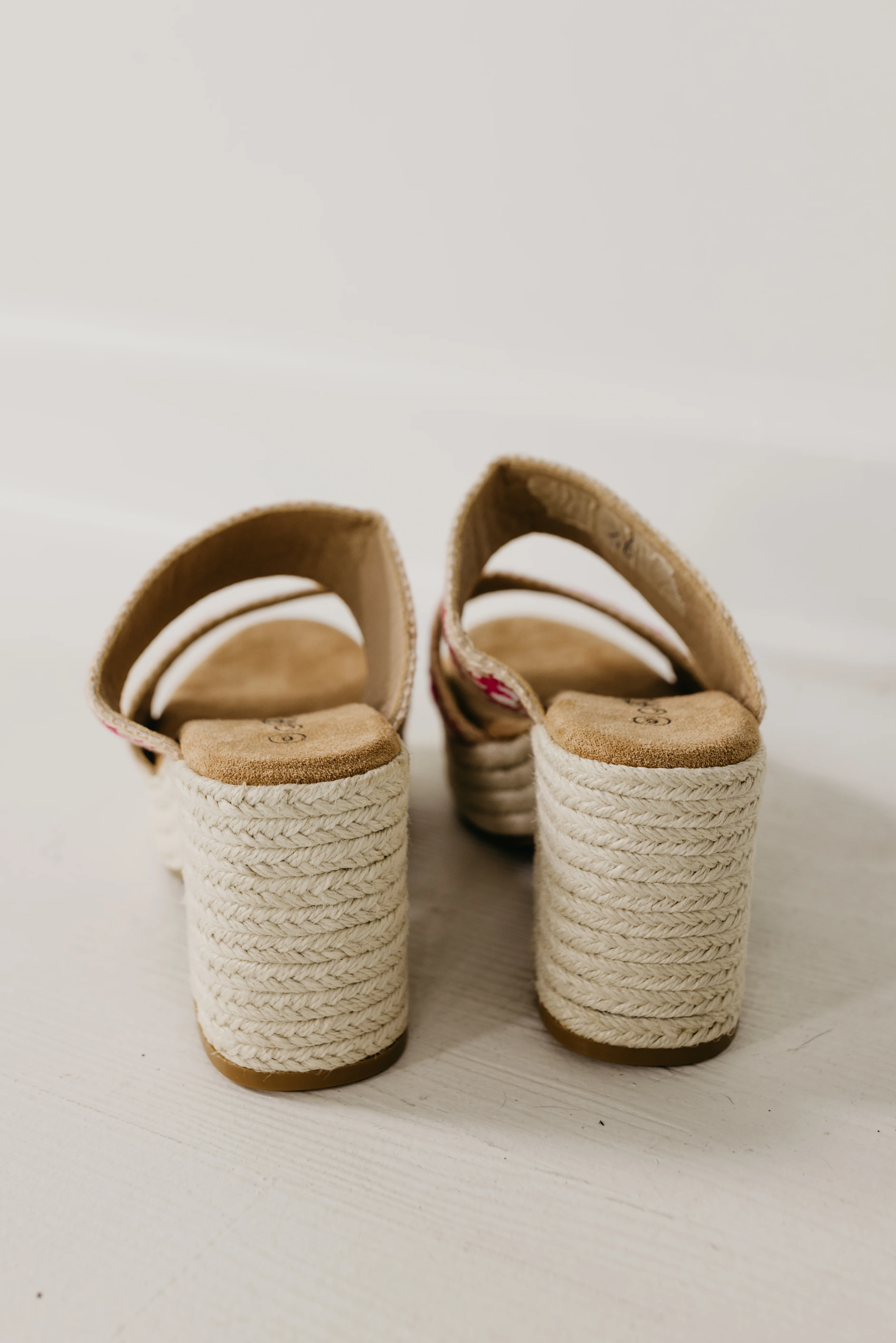 The Shirin Floral Crochet Platform Heel - Image 4