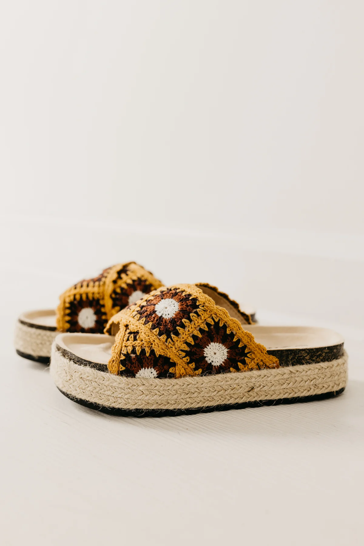 The Sultana Crochet Platform Sandal - Image 3