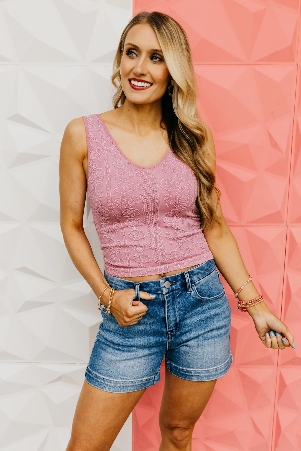 The Tyson Floral Seamless Tank Top - Image 4