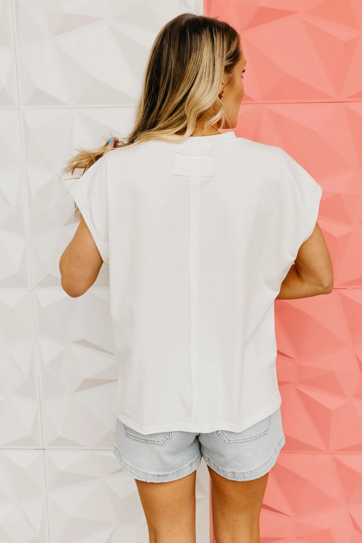 The USA Patch Sleeveless Raglan Tee - Image 9